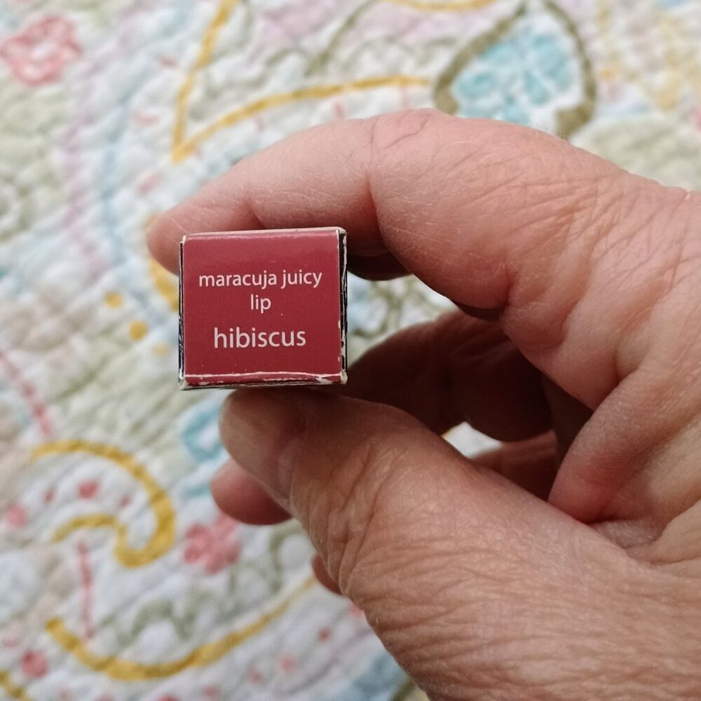 BNIB tarte Maracuja Juicy Lip Tinted Balm Glass HIBISCUS - Picture 3 of 4